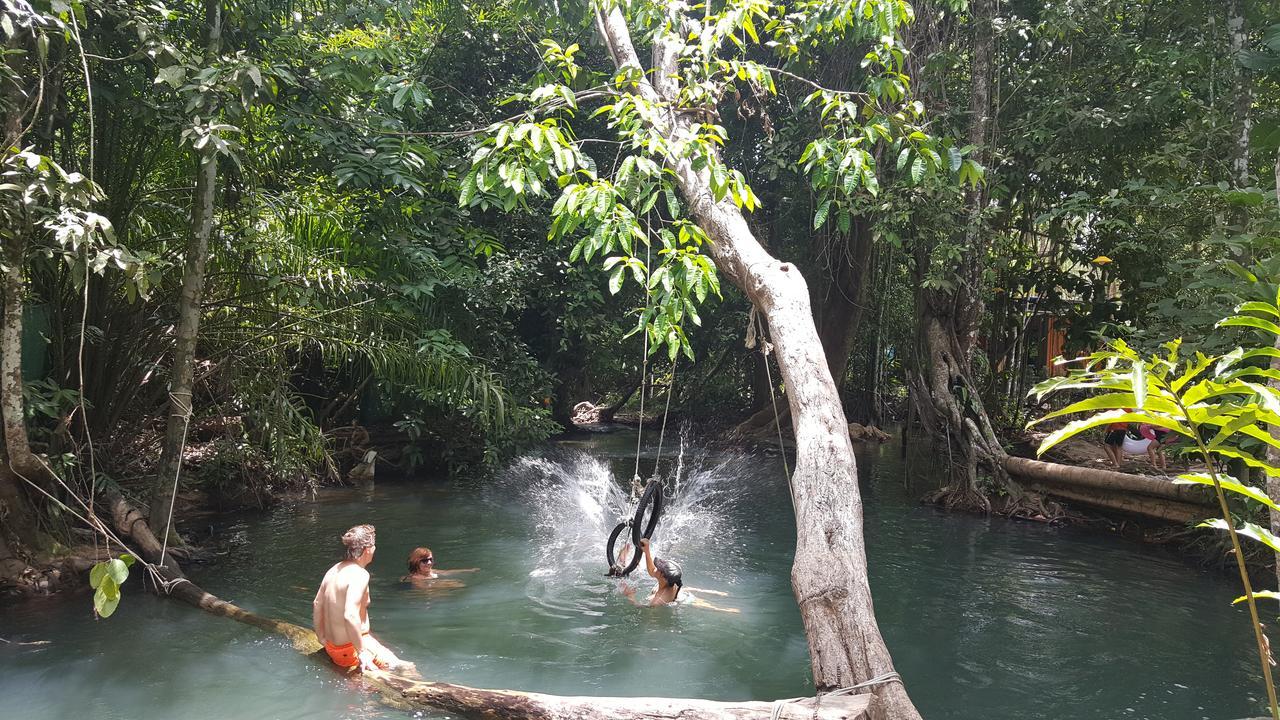 Hotel Hug Rimtharn à Ban Khao Klom Extérieur photo