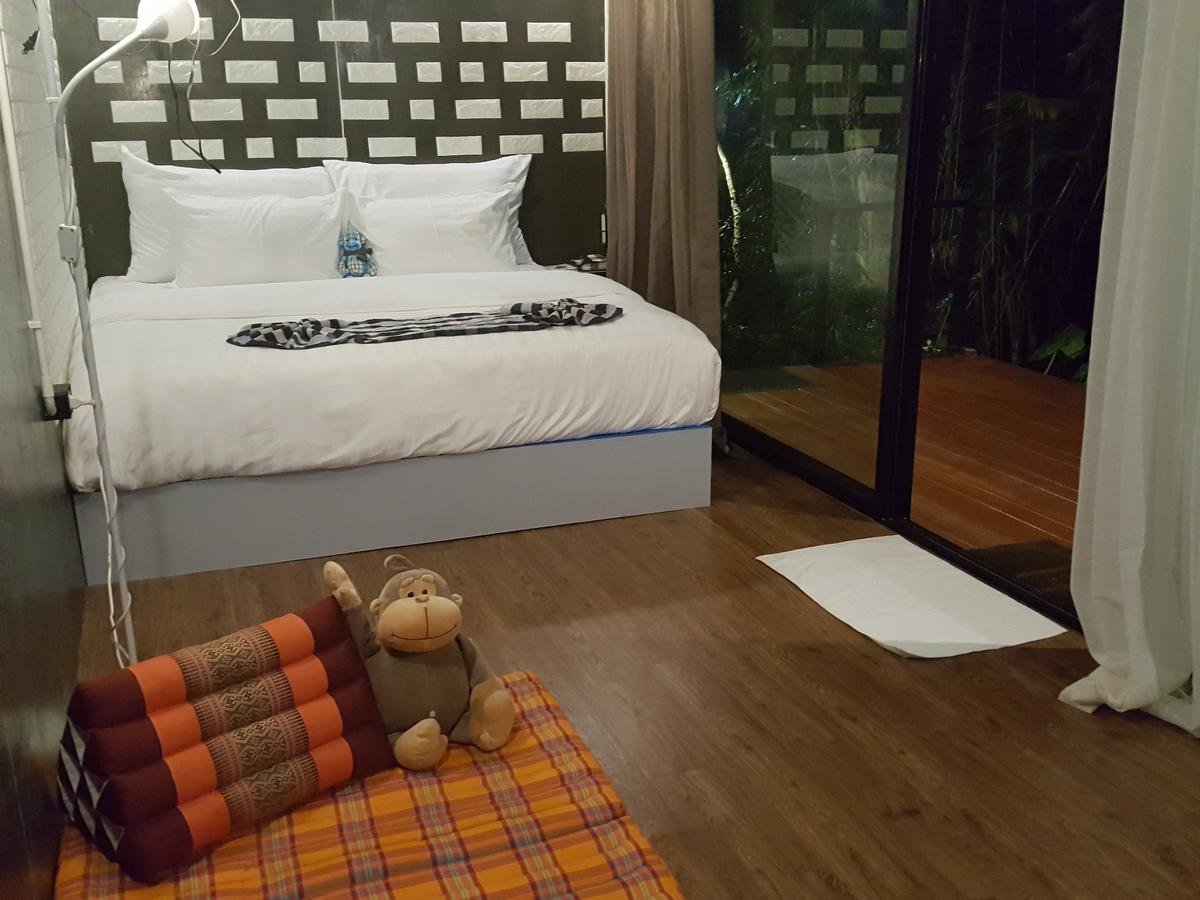 Hotel Hug Rimtharn à Ban Khao Klom Extérieur photo