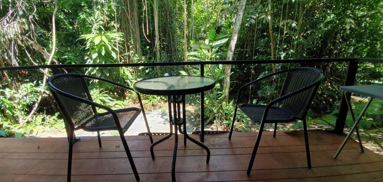 Hotel Hug Rimtharn à Ban Khao Klom Extérieur photo